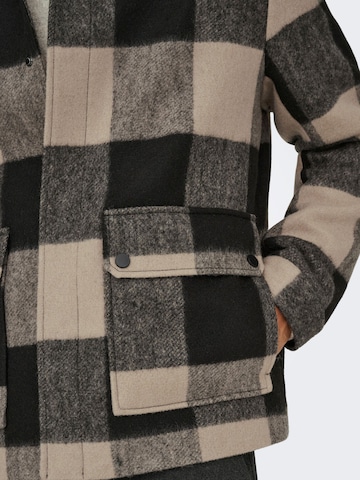 Veste mi-saison 'ONSCONNOR' Only & Sons en noir