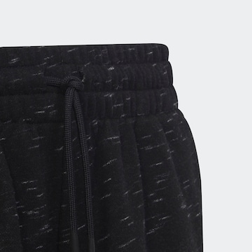 ADIDAS SPORTSWEAR Loosefit Sportshorts 'Future Icons' in Schwarz