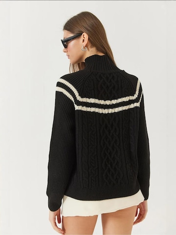 Bianco LucciPulover 'Pullover' - crna boja