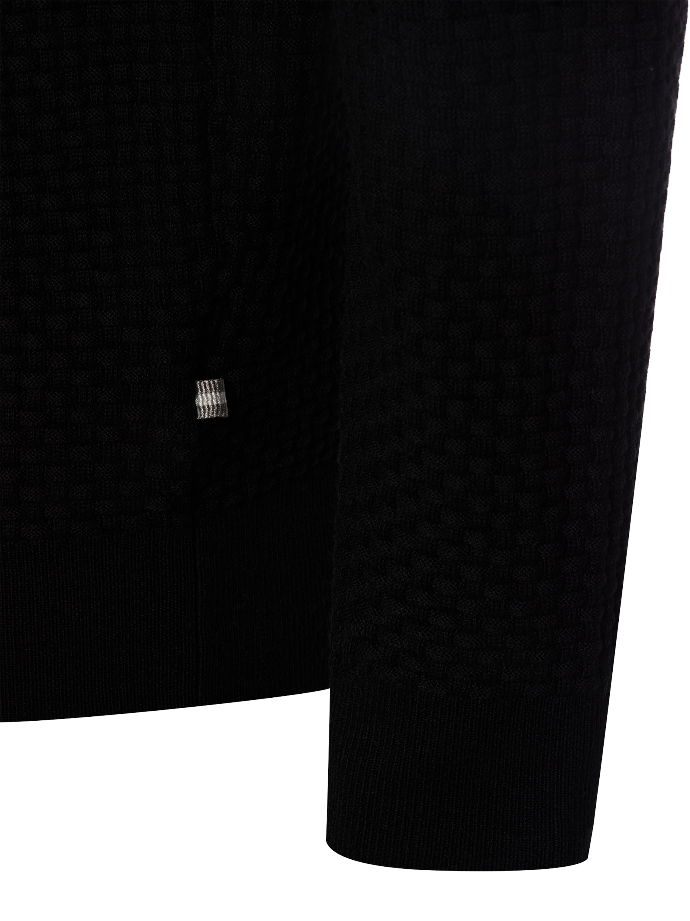 Finshley & Harding Sweater in Black