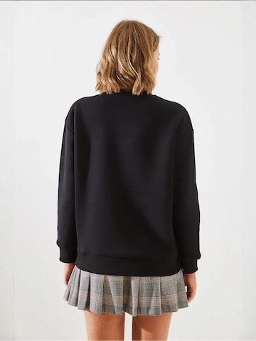 Bianco Lucci - Sweatshirt em preto