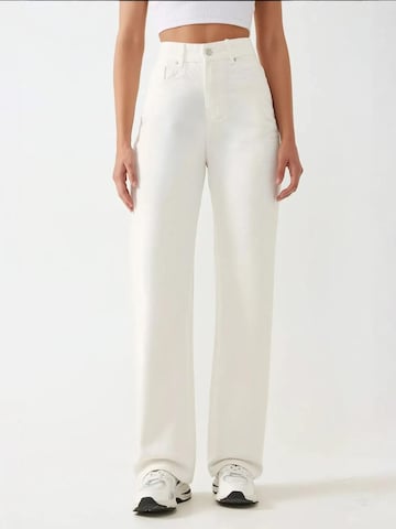 Hiccup Jeans in Weiß: Vorderseite