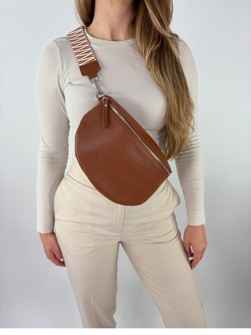 lePelou Fanny Pack 'MIRA large' in Brown