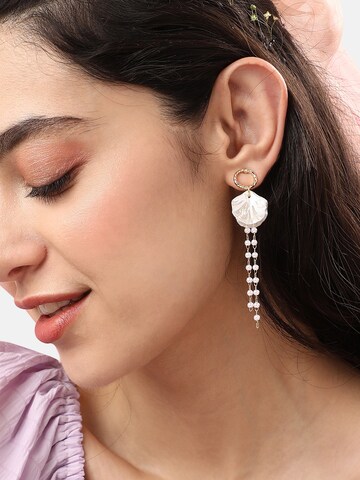 Boucles d'oreilles 'Scotlyn' SOHI en blanc