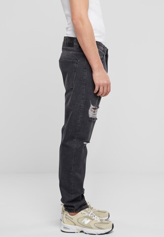 2Y Premium Tapered Jeans in Zwart