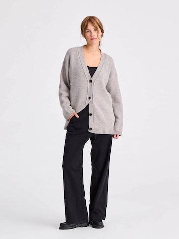 Cardigan 'Edith' Gai+Lisva en gris