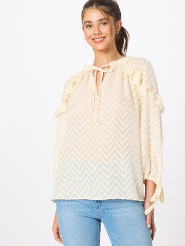 Hofmann Copenhagen Blouse 'Josseline' in Beige: voorkant