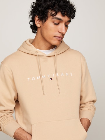 Tommy Jeans Sweatshirt in Brown