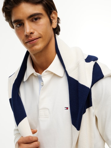 TOMMY HILFIGER Μπλουζάκι 'ESSENTIAL' σε κίτρινο