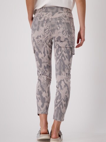 Coupe slim Pantalon cargo monari en beige