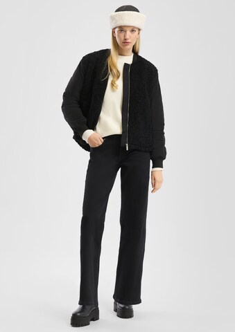 QS Übergangsjacke in Schwarz