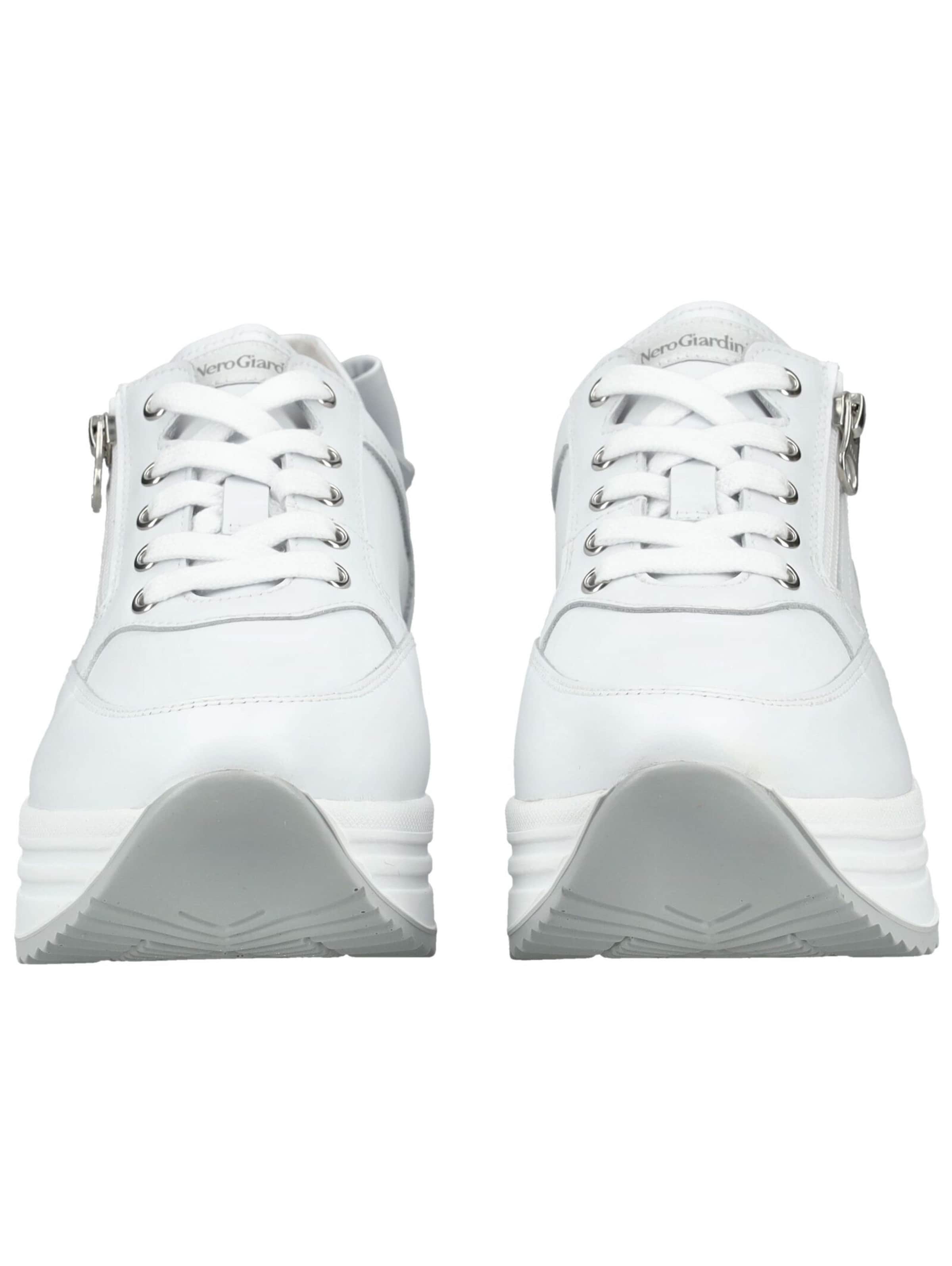 Sneaker bassa di Nero Giardini in bianco