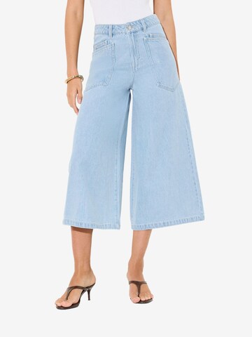 Friends Like These Wide leg Jeans in Blue: front