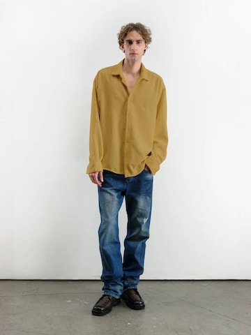 Giesto Comfort fit Button Up Shirt in Yellow