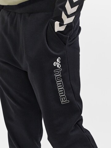 Hummel Regular Workout Pants in Black