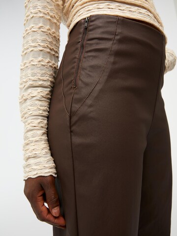 OBJECT Regular Trousers 'Belle Lisa' in Brown