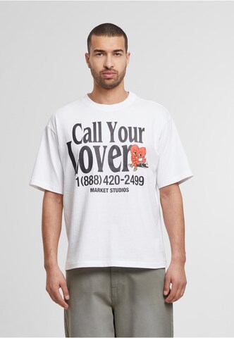 MARKET Shirt 'Call My Lover' in Wit: voorkant