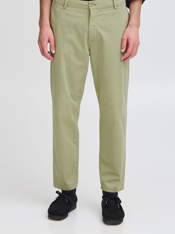 Casual Friday - regular Pantalón chino ' CFPEPE garment dyed pants ' en verde