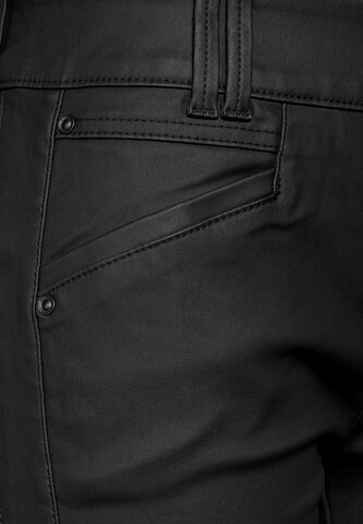 Coupe slim Pantalon STREET ONE en noir
