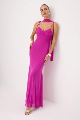 Trendyol - Vestido de noche en rosa: frente