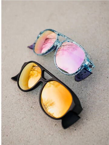 VEYREY Sunglasses in Black