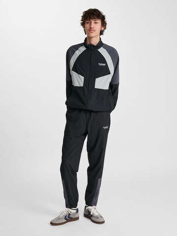 Hummel Tapered Broek in Zwart