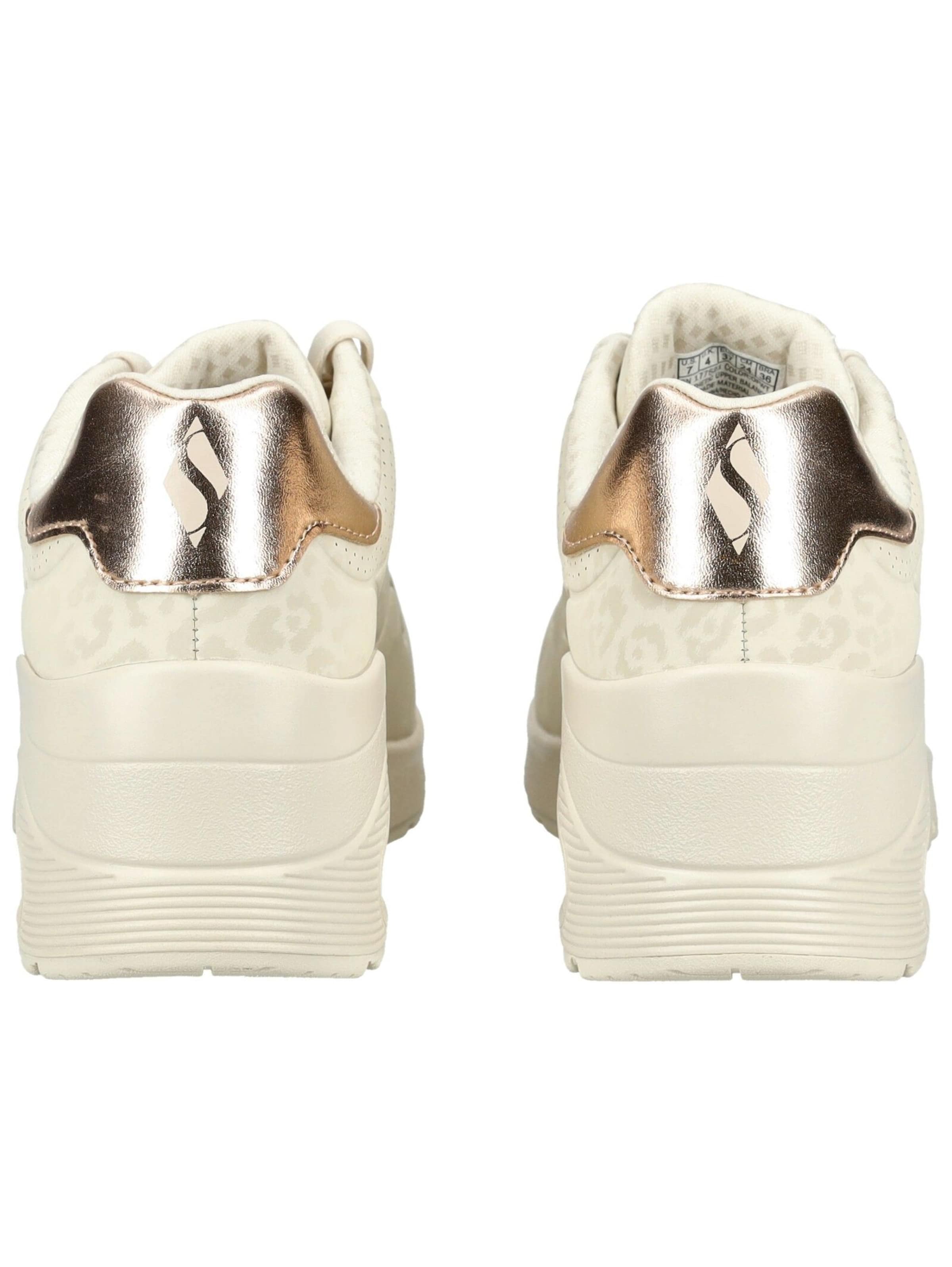 Baskets basses SKECHERS en blanc