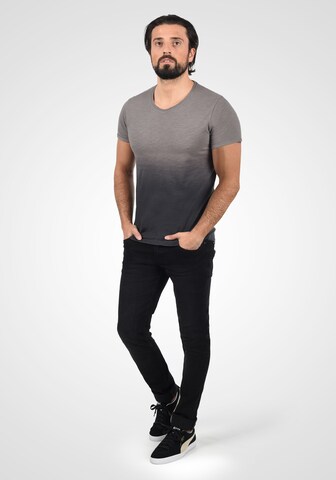 !Solid T-Shirt 'Divino' in Grau