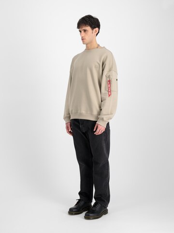 ALPHA INDUSTRIES Sweatshirt i beige