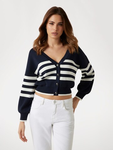GUESS Strickjacke in Blau: Vorderseite
