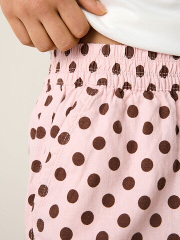 Next Barrel Hose in Braun