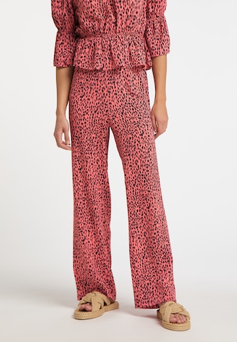 IZIA Loose fit Trousers in Pink: front
