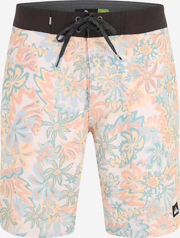 QUIKSILVER - Bermudas en Mezcla de colores: frente