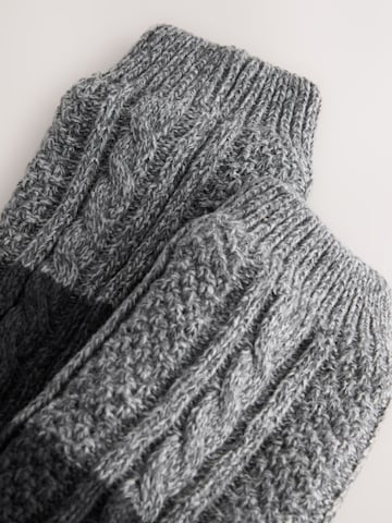 Next Socken in Grau