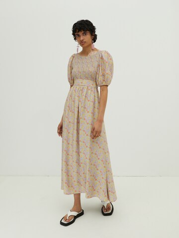 EDITED Φόρεμα 'Karina' σε ανάμεικτα χρώματα: μπροστά
