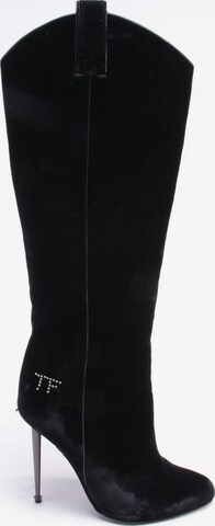 Tom Ford Dress Boots in 40 in Black: front