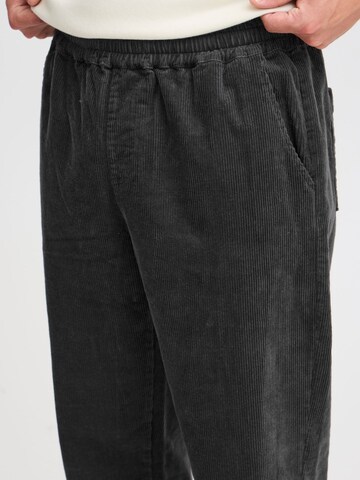 Loosefit Pantalon chino ' DARIO ' The Jogg Concept en gris