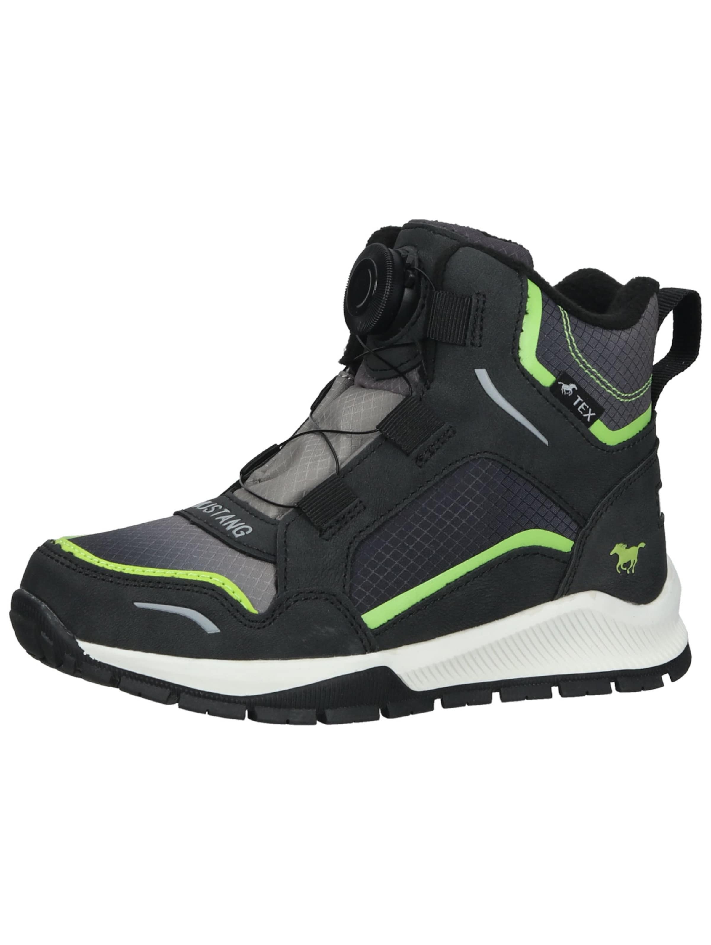 Stivale di MUSTANG in nero: frontale