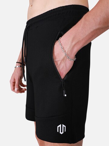 MOROTAI Regular Sportshorts in Schwarz