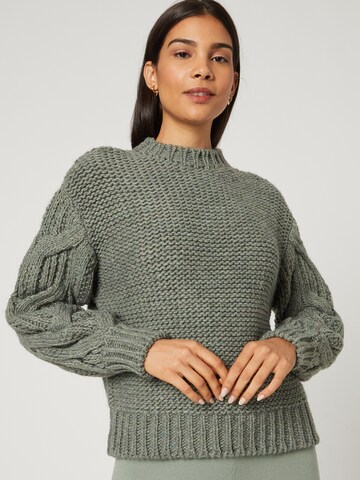 Guido Maria Kretschmer Women Pullover 'Marthe' in Grün: predná strana