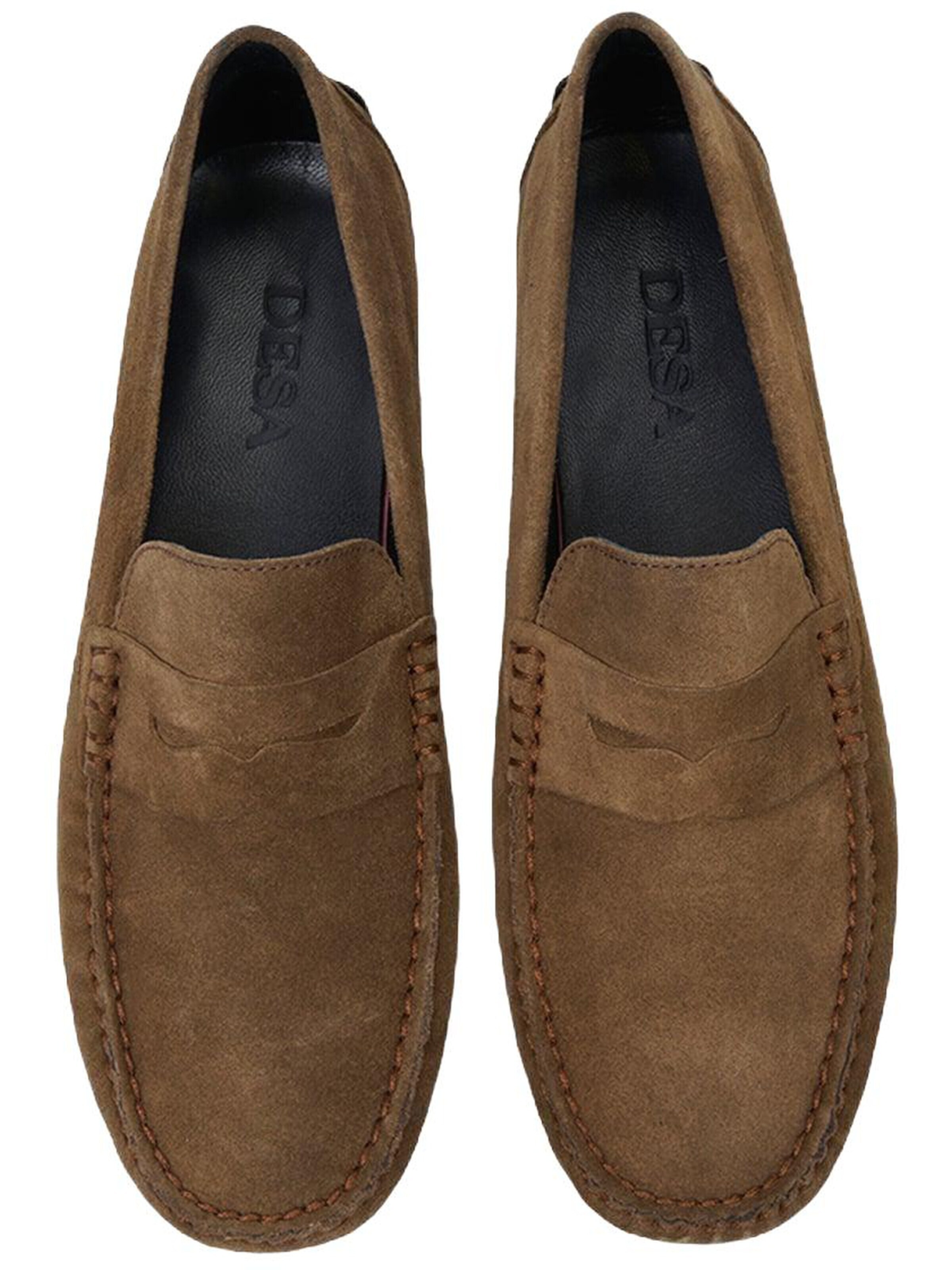 Desa Moccasin in Brown