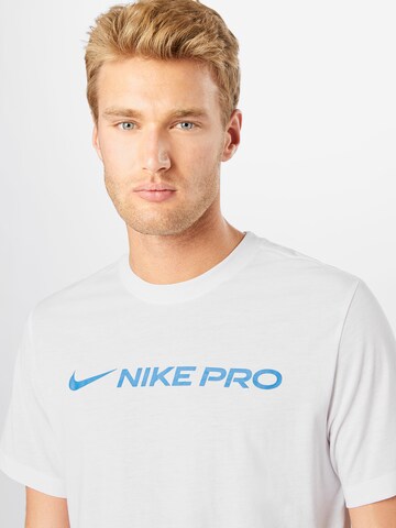 NIKE Regular fit Functioneel shirt in Wit