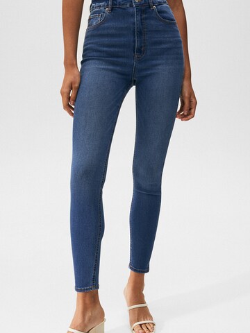 Pull&Bear Skinny Jeans in Blau