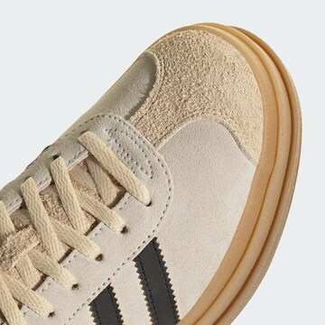 ADIDAS ORIGINALS Σνίκερ χαμηλό 'Gazelle Bold' σε λευκό