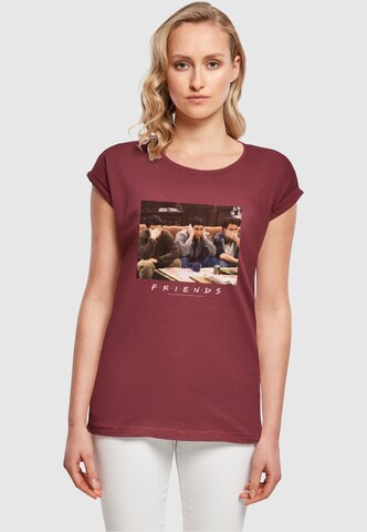 T-shirt 'Friends - Three Wise Guys' ABSOLUTE CULT en rouge : devant