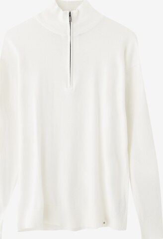 Pull&Bear Sweater in White: front