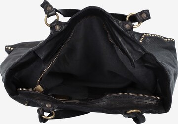 Campomaggi Shoulder Bag in Black