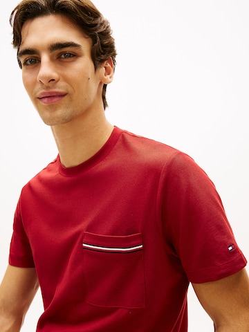 TOMMY HILFIGER Shirt in Red