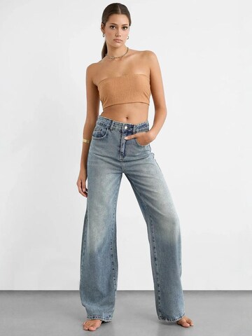 Top di Hiccup in marrone