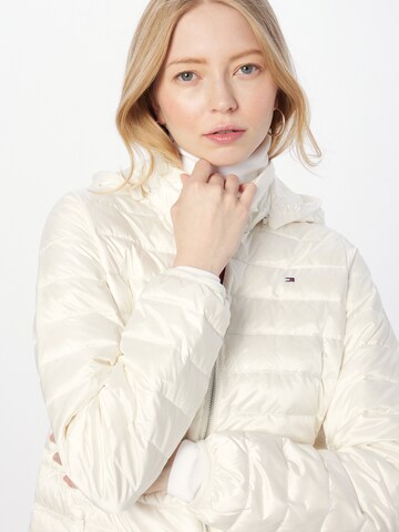 TOMMY HILFIGER - Chaqueta de entretiempo en blanco